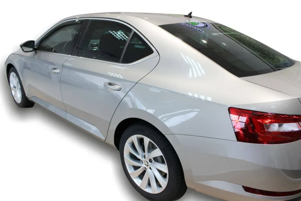 Vindavviser Skoda Superb III Liftback / sett 4 stk. (2015-2024) – PMMA Plexi | Heko