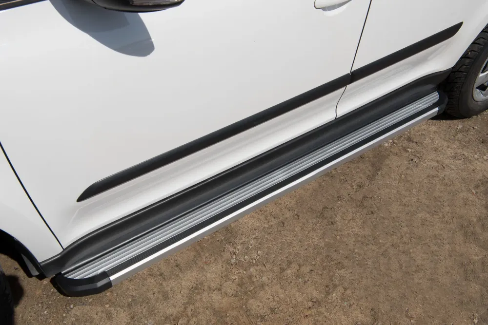 Stigtrinn Skoda Yeti Ventshield (2013-2017)