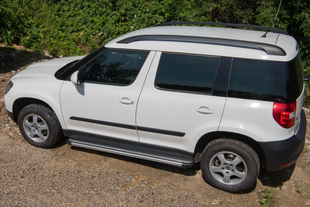 Stigtrinn Skoda Yeti Ventshield (2013-2017)