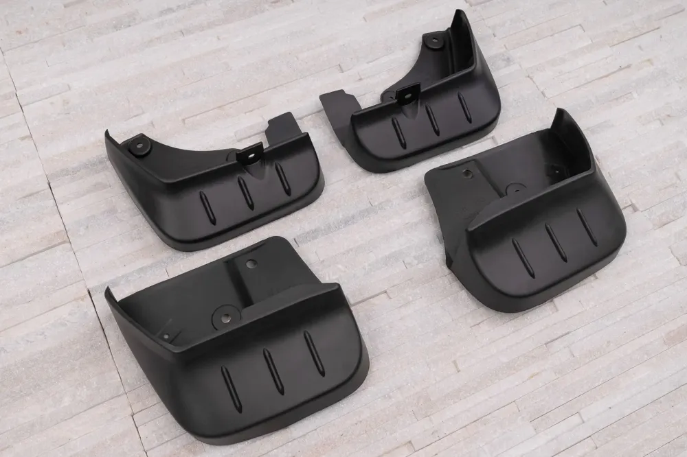 Skvettlapp Subaru Forester III (2008-2013) – ABS | Ven-Tuning