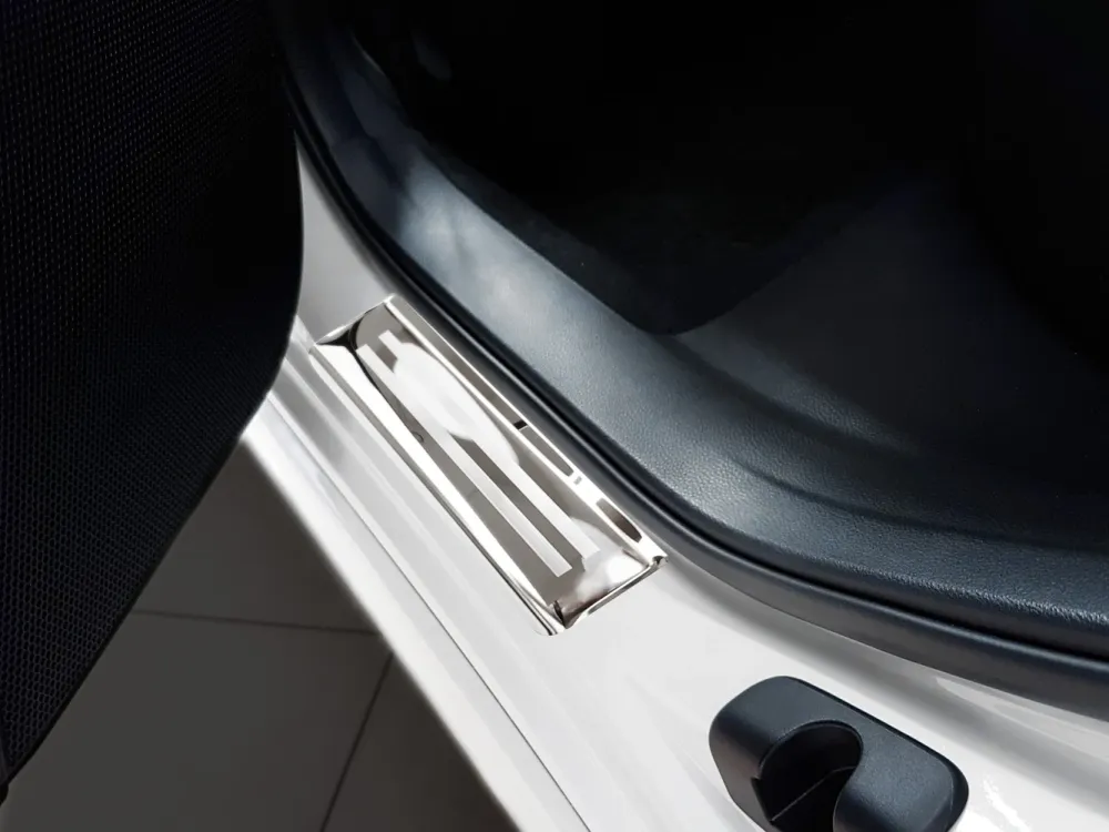 Dørbeskytter Subaru Impreza V facelift (2017-) – Rustfritt stål | Avisa