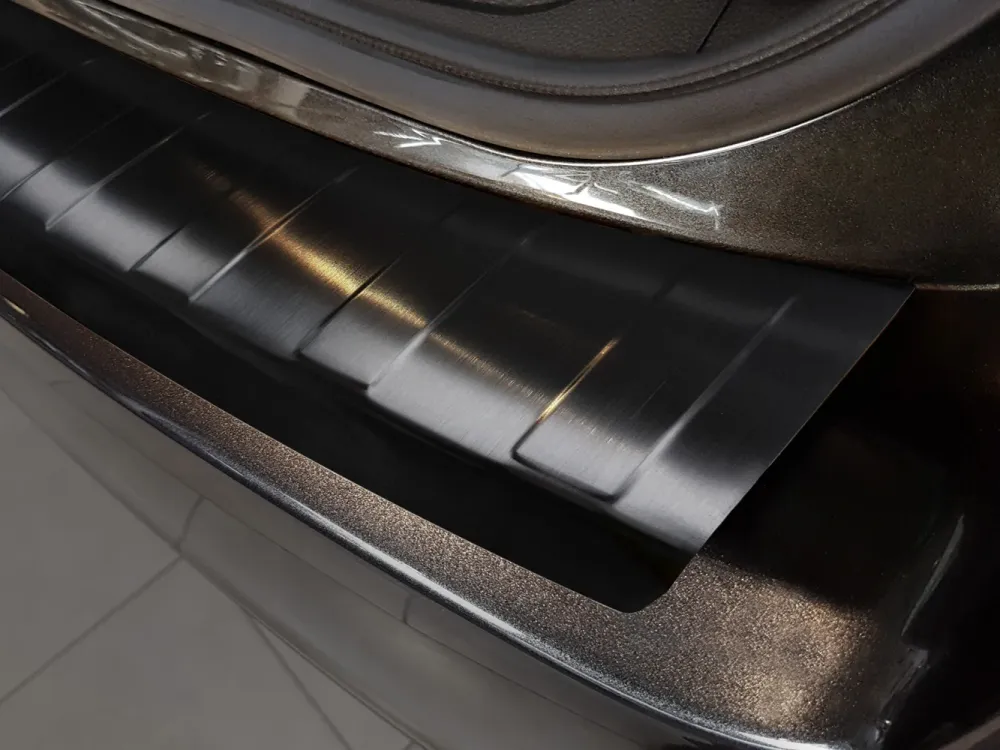 Bakfangerbeskytter Subaru Impreza V GT facelift (2017-) – Rustfritt stål | Avisa
