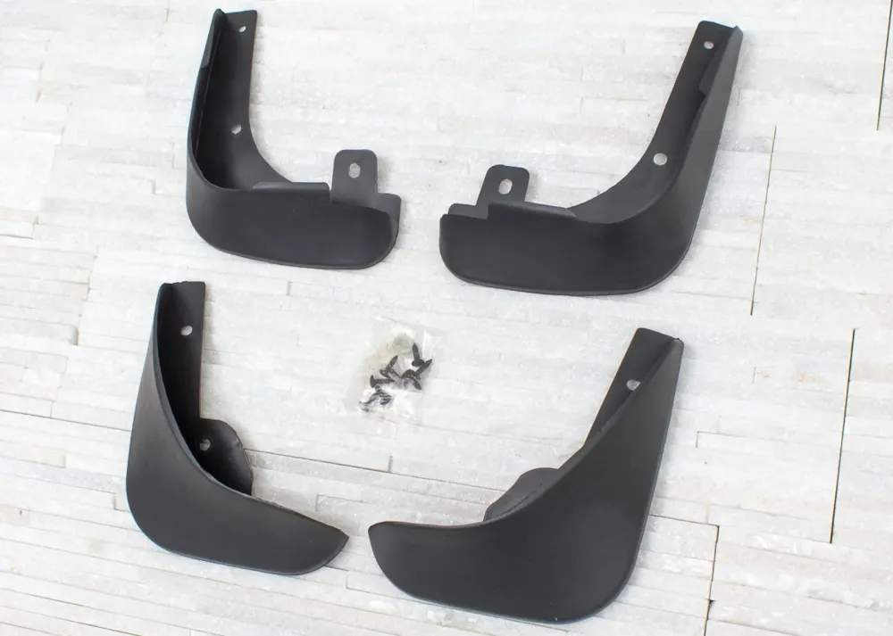 Skvettlapp Suzuki SWIFT (2010-2013) – ABS | Ven-Tuning