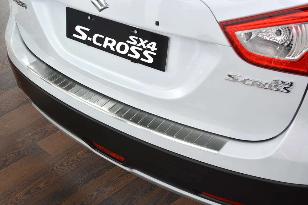 Bakfangerbeskytter Suzuki SX4 S-Cross (2013-2021) – Rustfritt stål | Avisa