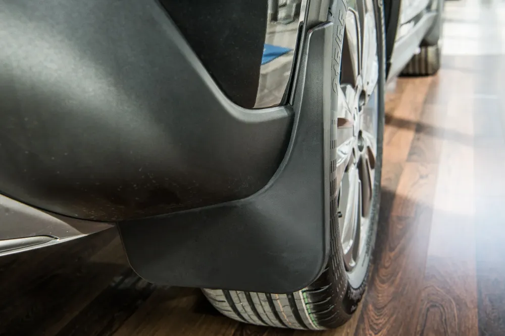 Skvettlapp Suzuki Vitara II (LY) (2015-) – ABS | Ven-Tuning