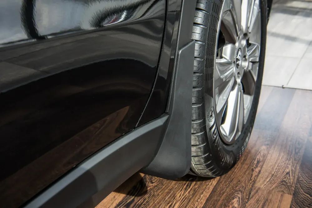 Skvettlapp Suzuki Vitara II (LY) (2015-) – ABS | Ven-Tuning