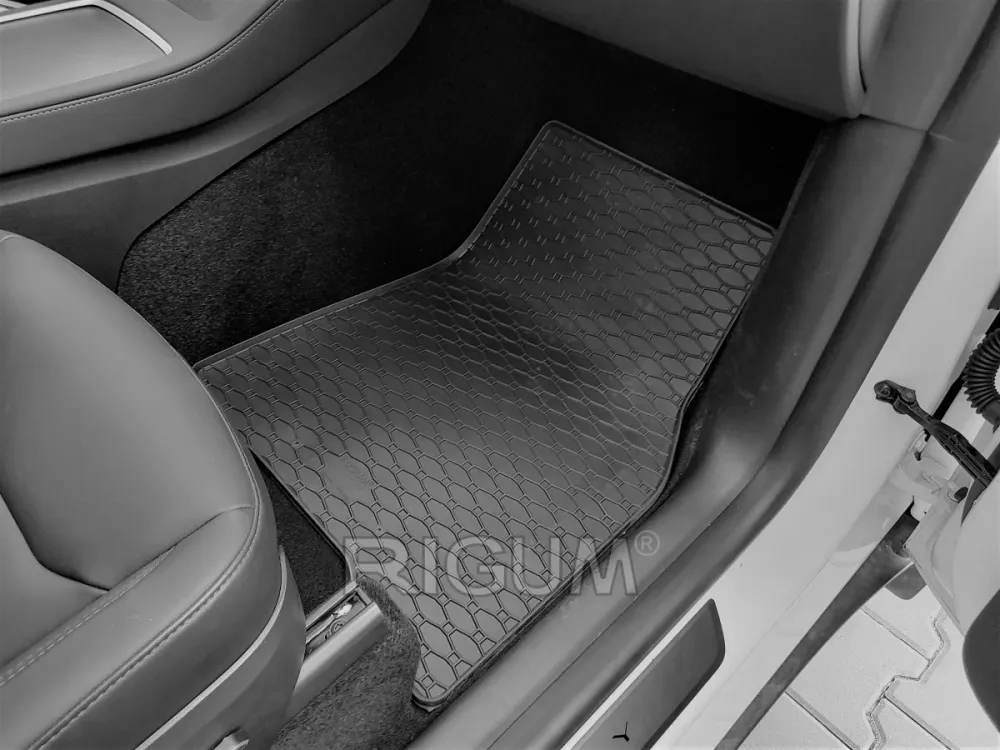 Gulvmatter Tesla Model Y (2020-2025) – Luktfrie gummi | Rigum