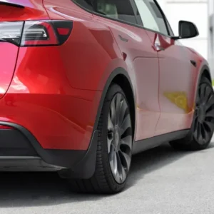 Skvettlapp Tesla Model Y / sett 4 stk. (2020-2025) – (PU) polyuretan + ABS Automotive