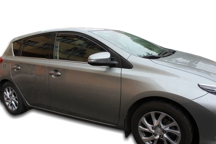 Vindavviser Toyota AURIS II 5-dørs . (2013-2018) – PMMA Plexi | Heko