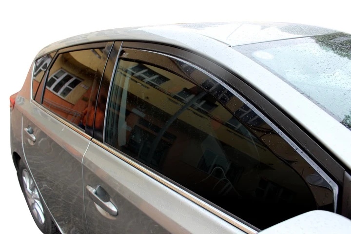 Vindavviser Toyota AURIS II 5-dørs . (2013-2018) – PMMA Plexi | Heko