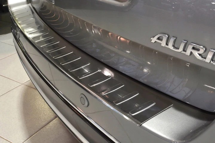 Bakfangerbeskytter Toyota Auris II Touring Sports (2013-) – rustfritt stål | Avisa
