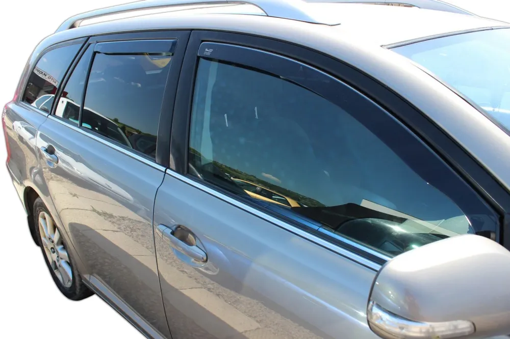 Vindavviser Toyota Avensis II (T25) Stasjonsvogn (2003-2009) – PMMA Plexi | Heko
