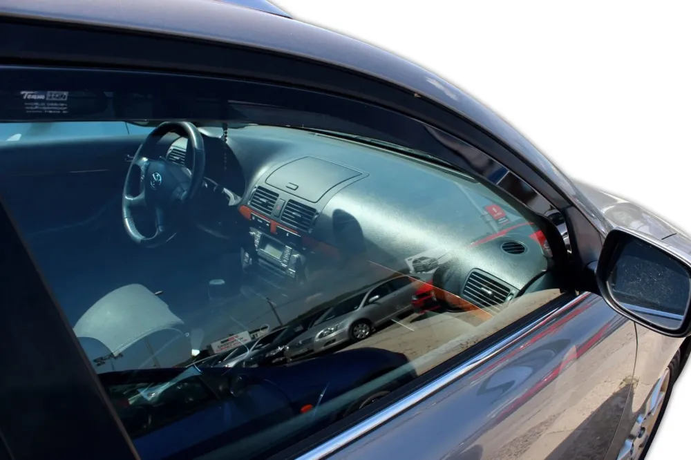 Vindavviser Toyota Avensis II (T25) Stasjonsvogn (2003-2009) – PMMA Plexi | Heko