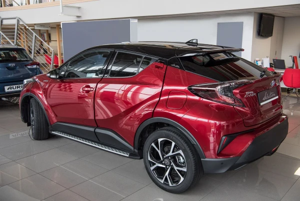 Stigtrinn Toyota C-HR Ventshield (2016-2023)