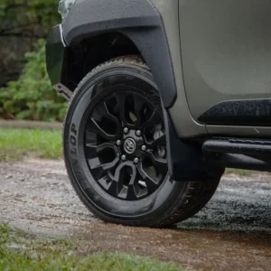 Skvettlapp Toyota Hilux VIII (2015-) – ABS | Ven-Tuning