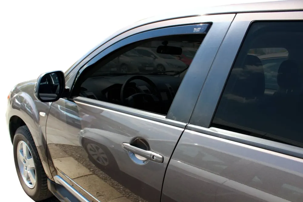 Vindavviser Toyota Land Cruiser J120 (2002-2009) – PMMA Plexi | Heko