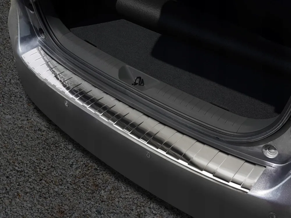 Bakfangerbeskytter Toyota PRIUS III PLUS (2013-2015) – rustfritt stål | Avisa
