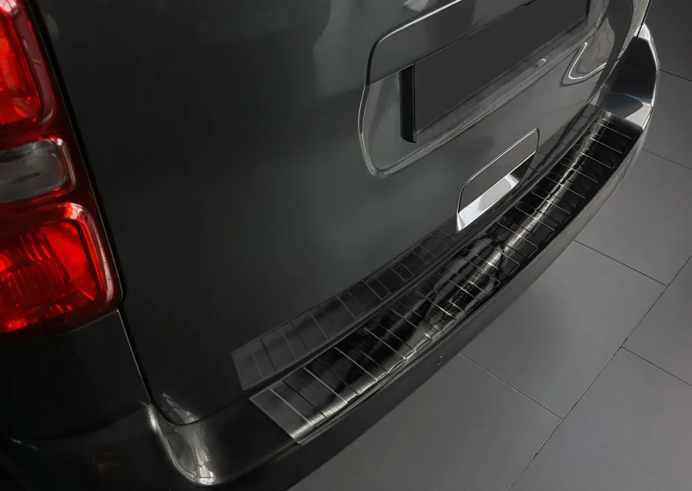 Bakfangerbeskytter Toyota Proace Verso II (2016-) – rustfritt stål | Avisa