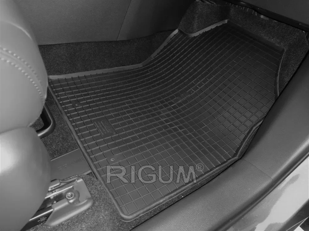 Gulvmatter Toyota RAV4 Plug- Hybrid (2020-) – Luktfrie gummi | Rigum