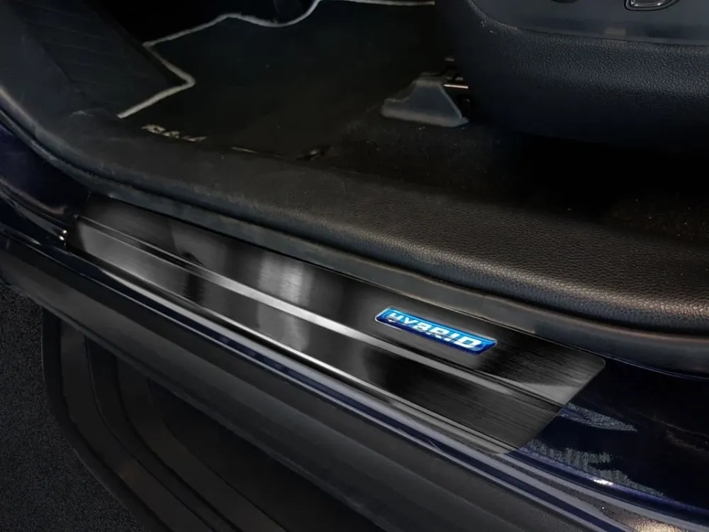 Dørbeskytter Toyota RAV4 V / RAV4 Plug- Hybrid / Black Edition (2018-) – Rustfritt stål | Avisa