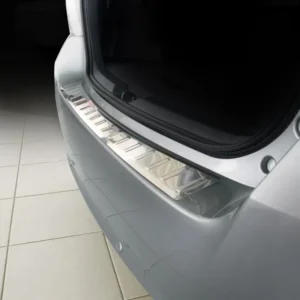Bakfangerbeskytter Toyota Verso (2009-2013) – Rustfritt stål | Avisa