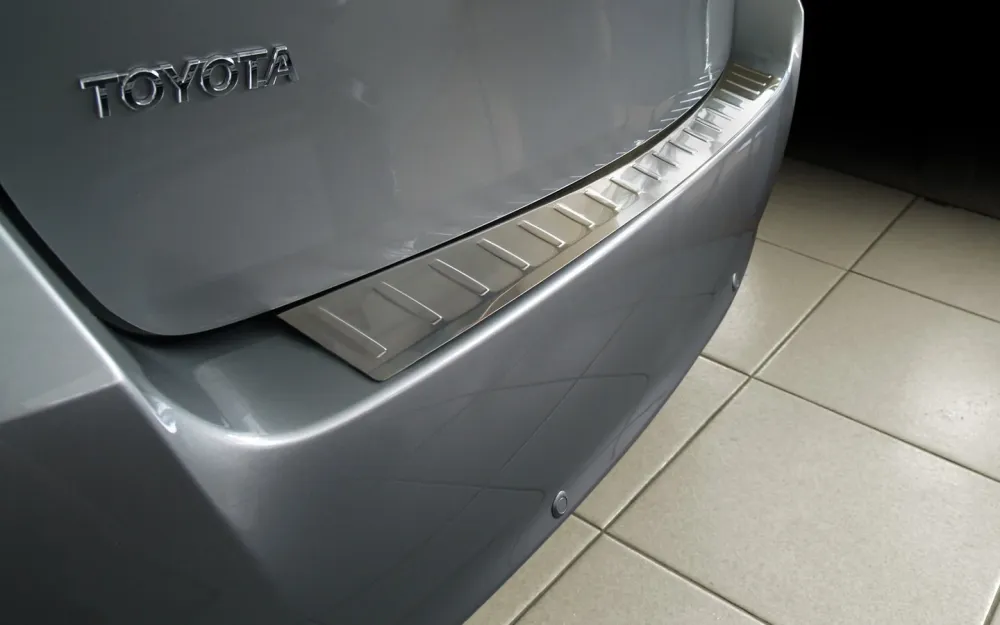 Bakfangerbeskytter Toyota Verso (2009-2013) – Rustfritt stål | Avisa
