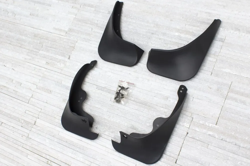 Skvettlapp Toyota YARIS II (2005-2011) – ABS | Ven-Tuning