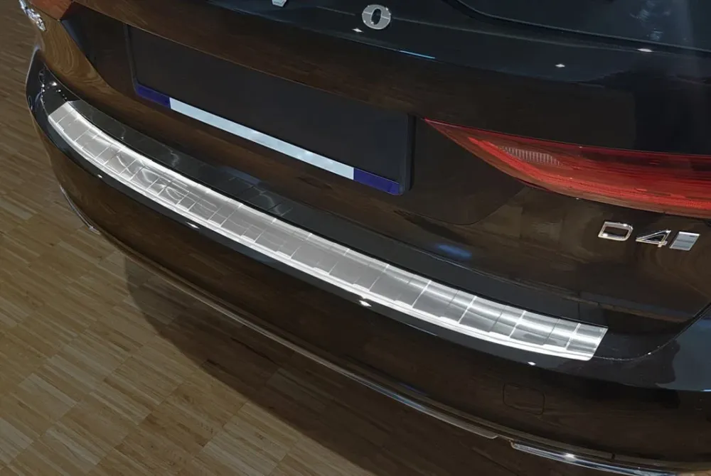 Bakfangerbeskytter Volvo V90 II (2016-) – rustfritt stål | Avisa