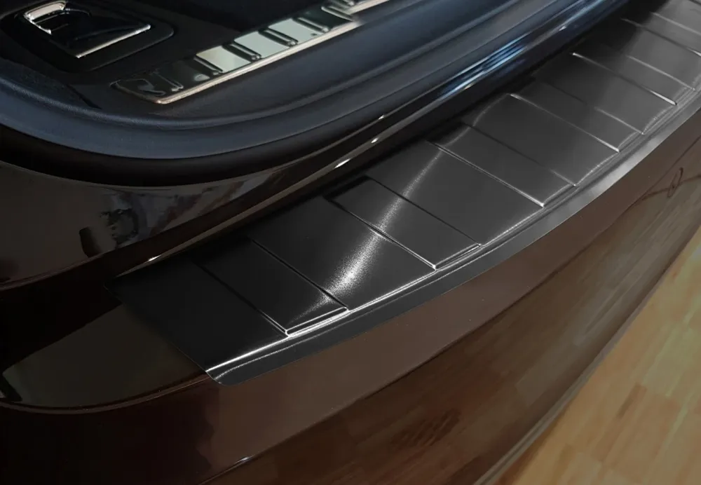 Bakfangerbeskytter Volvo V90 II / V90 Cross County – Rustfritt stål | Avisa