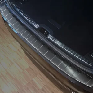 Bakfangerbeskytter Volvo V90 II / V90 Cross County – Rustfritt stål | Avisa