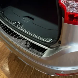 Bakfangerbeskytter Volvo XC60 I Facelift / Black Edition (2013-2017) – Rustfritt stål | Avisa