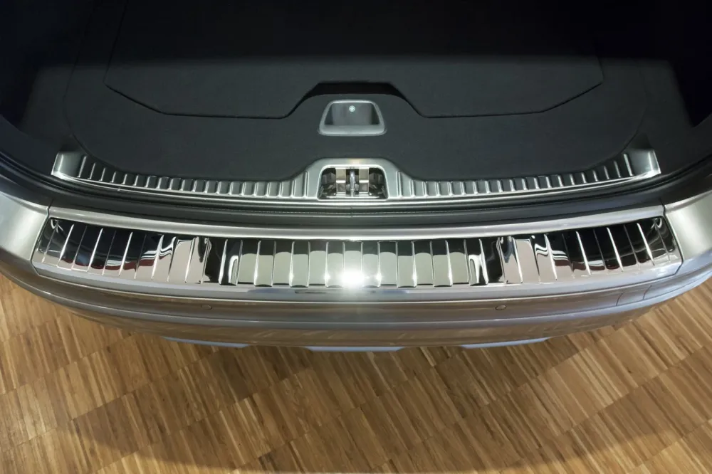Bakfangerbeskytter Volvo XC60 I Facelift / Silver Edition (2013-2017) – Rustfritt stål | Avisa