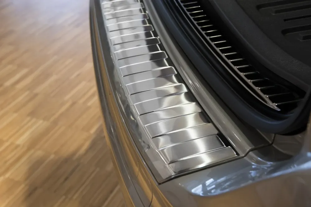 Bakfangerbeskytter Volvo XC60 I Facelift / Silver Edition (2013-2017) – Rustfritt stål | Avisa
