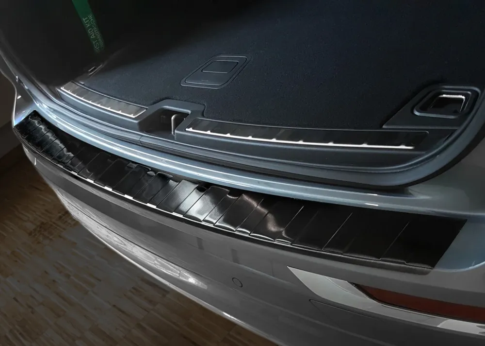 Bakfangerbeskytter Volvo XC60 II / Black Edition (2017-) – rustfritt stål | Avisa