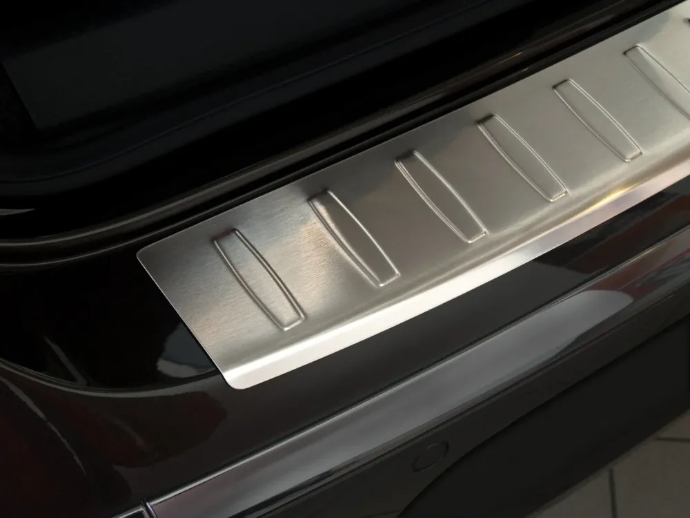 Bakfangerbeskytter Vw CC/ Passat CC (2012-) – Rustfritt stål | Avisa