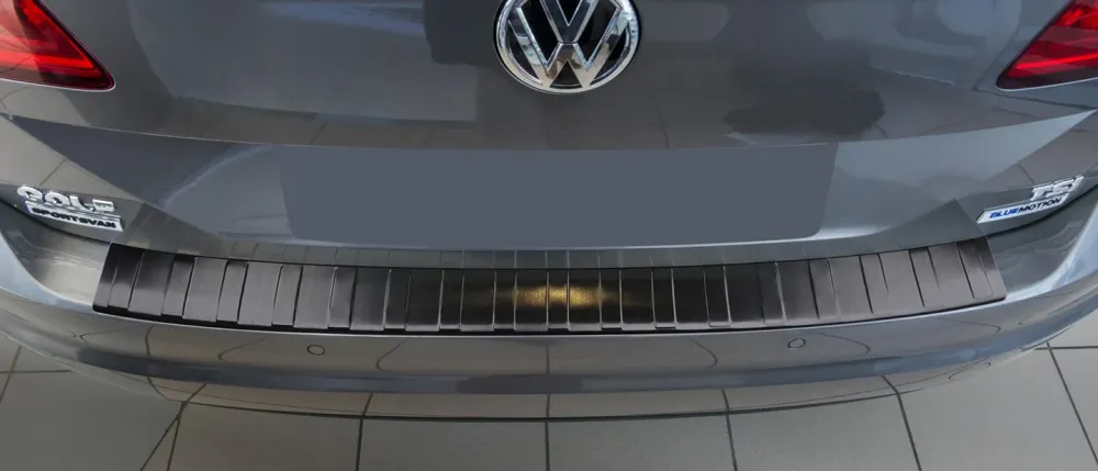 Bakfangerbeskytter Vw Golf Sportsvan (2014-2020) – Rustfritt stål | Avisa