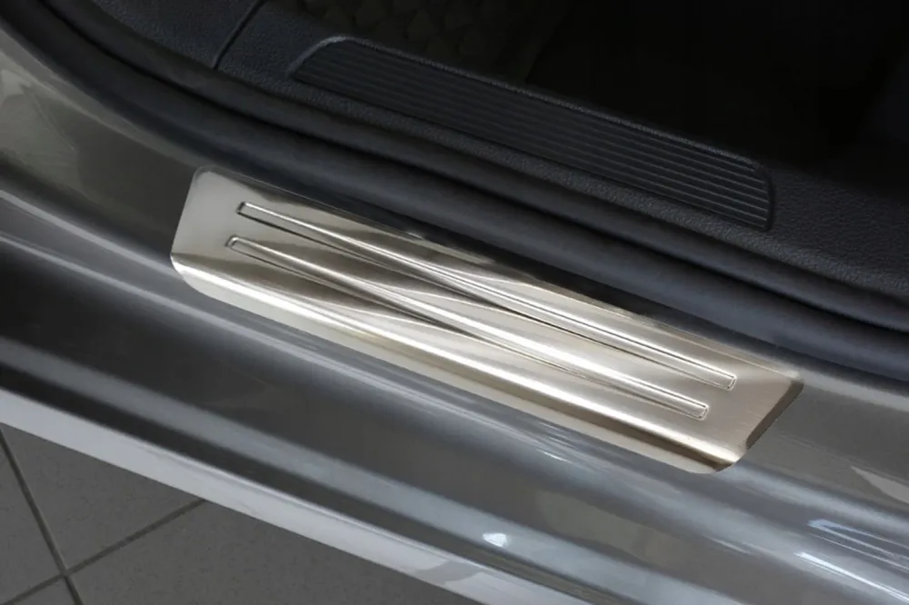 Dørbeskytter Vw Golf Sportsvan (2014-2020) – Rustfritt stål | Avisa