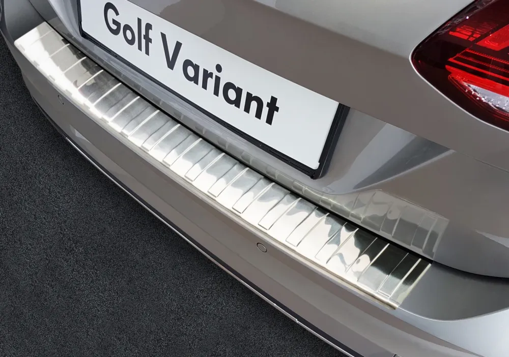 Bakfangerbeskytter Vw Golf VII Variant facelift / Silver Edition (2017-2020) – Rustfritt stål | Avisa