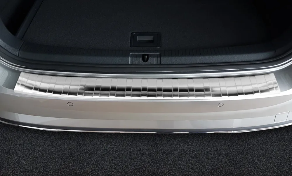 Bakfangerbeskytter Vw Golf VII Variant facelift / Silver Edition (2017-2020) – Rustfritt stål | Avisa