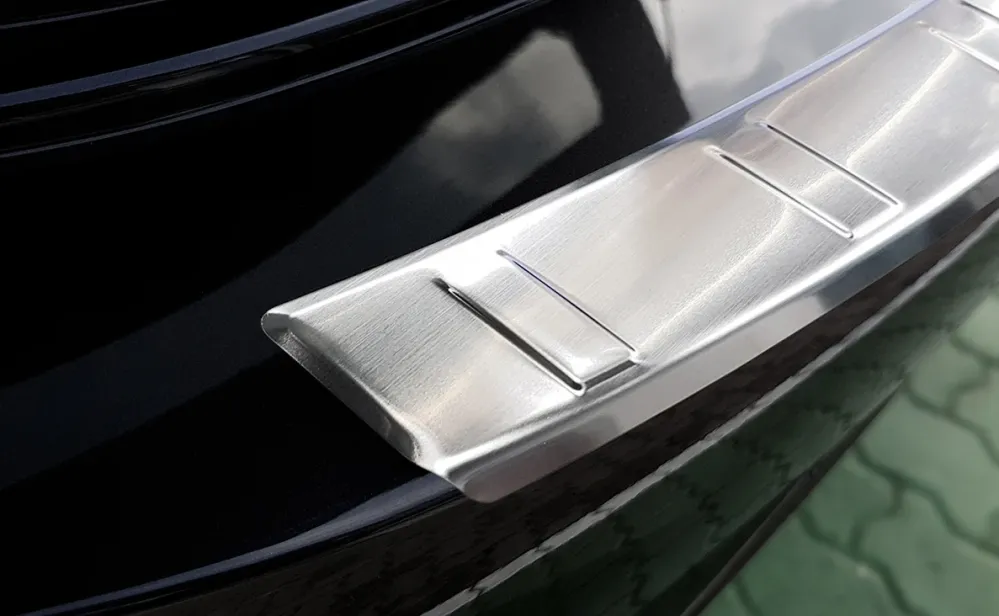 Bakfangerbeskytter Vw ID.3 Chrome (2019-) – Rustfritt stål | Avisa