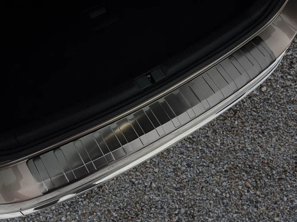 Bakfangerbeskytter Vw Passat B7 Variant (2010-2014) – Rustfritt stål | Avisa
