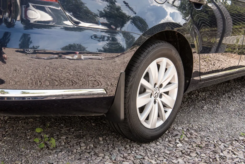 Skvettlapp Vw Passat B7 Sedan (2010-2014) – ABS | Ven-Tuning