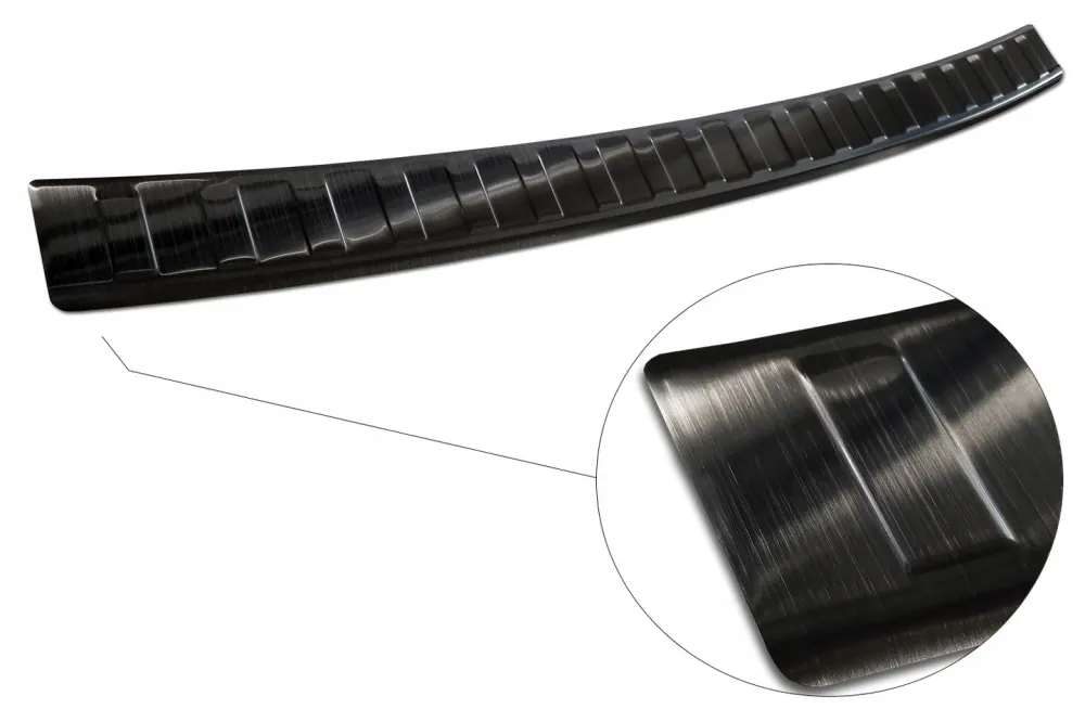Bakfangerbeskytter Vw Passat B8 Sedan / Black Edition (2014-2022) – Rustfritt stål | Avisa