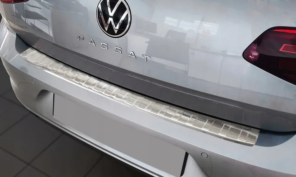 Bakfangerbeskytter Vw Passat B8 Sedan / Silver Edition (2014-2022) – Rustfritt stål | Avisa