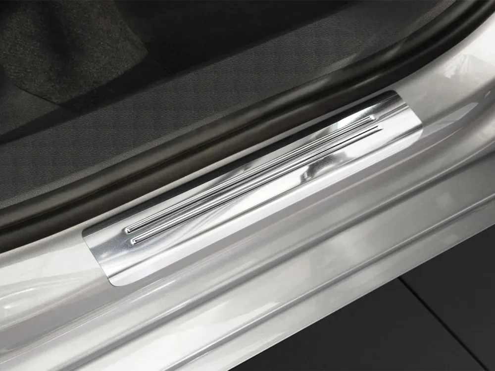 Dørbeskytter Vw Passat B8 / Special Edition Silver (2014-2023) – Rustfritt stål | Avisa