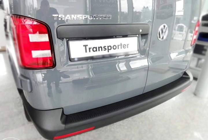 Bakfangerbeskytter Vw T6 (2015-2023) Svart – poliuretan | Chromag