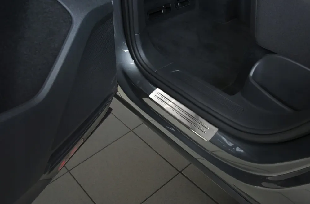 Dørbeskytter Vw Tiguan Allspace / Exclusive Edition Silver (2017-2024) – Rustfritt stål | Avisa