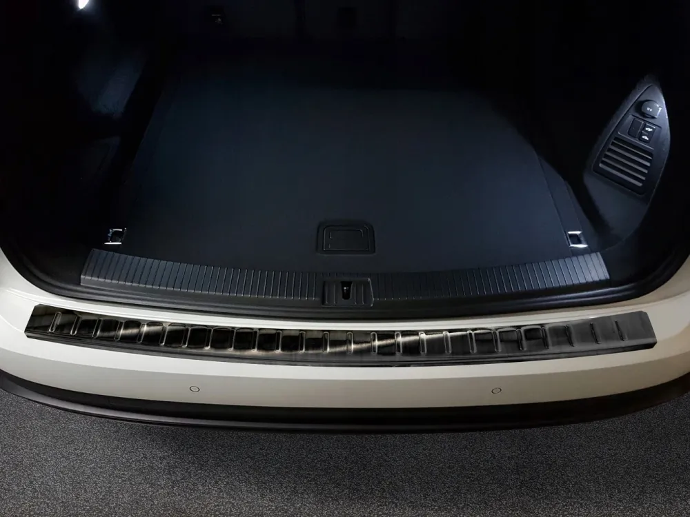 Bakfangerbeskytter Vw Touareg CR (2018-) – Rustfritt stål | Avisa
